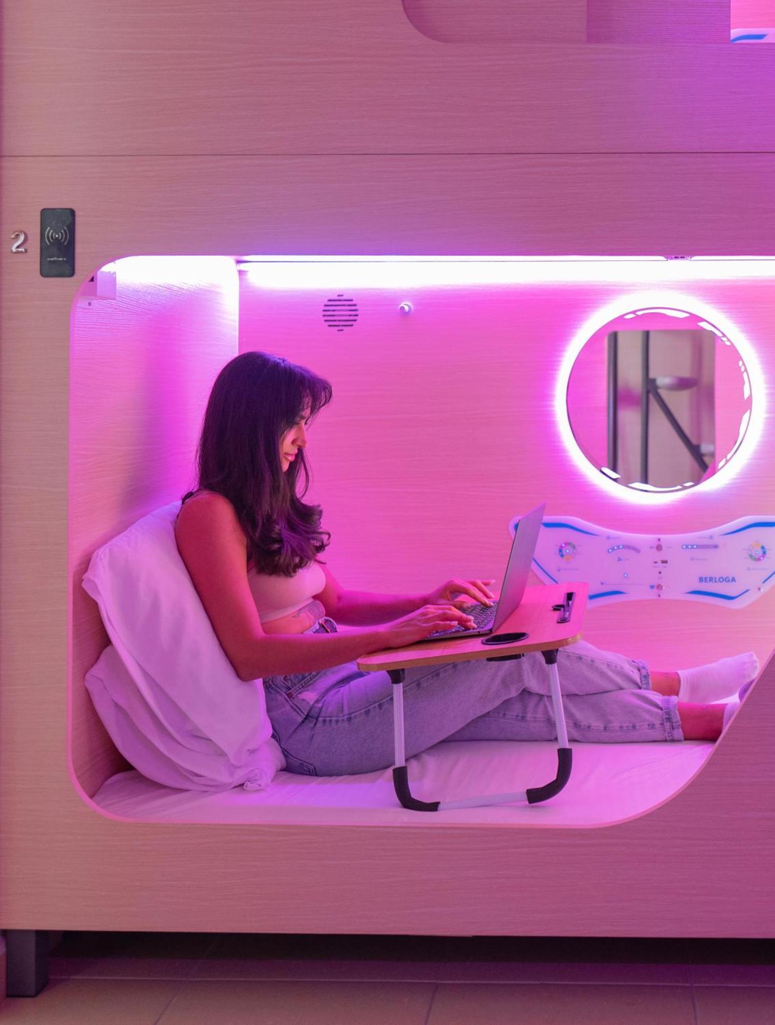 Hotel Berloga Capsule Jbr à Dubaï Extérieur photo